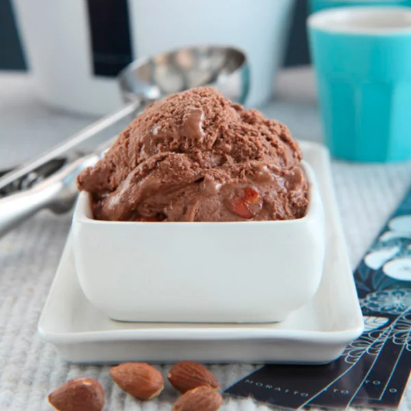 Helado artesanal de chocolate, fotografía oficial de Moratto